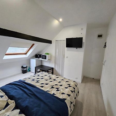 Agreable Studio De 16M2 Sans Kitchenette Neuilly-sur-Marne Esterno foto